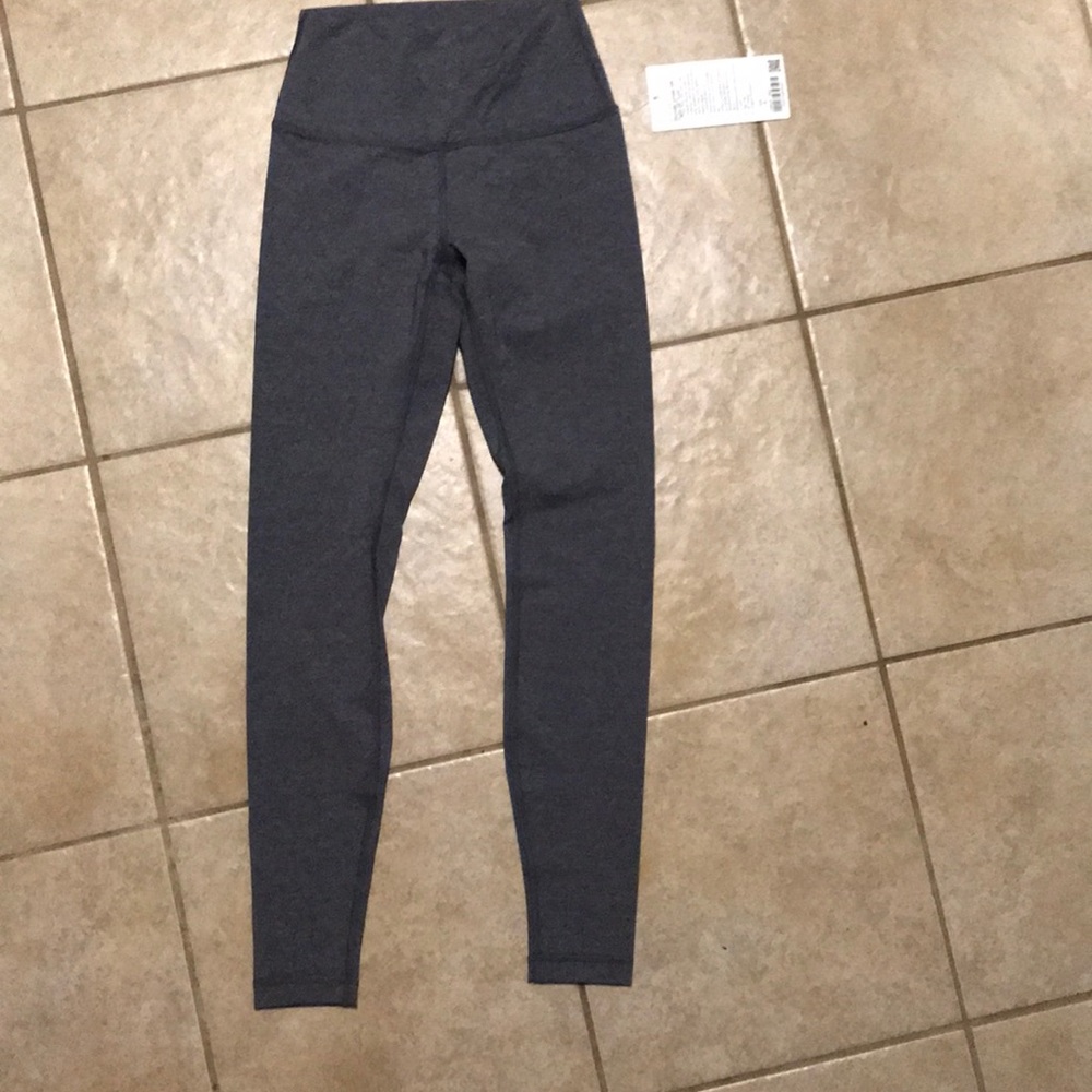 Lululemon luxtreme wunder unders 28” length